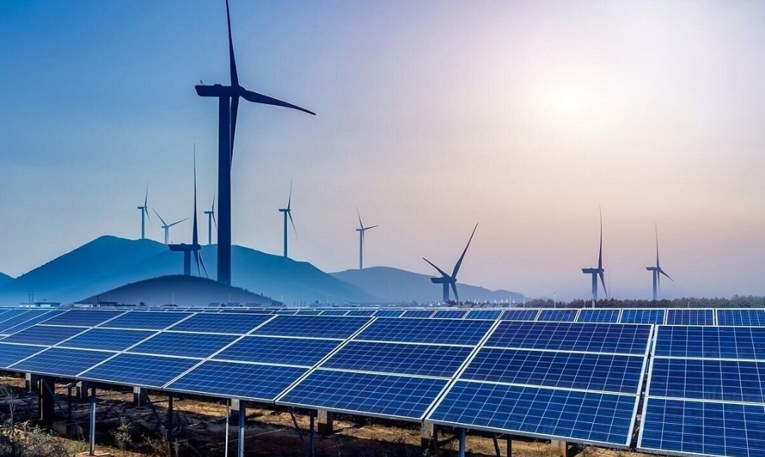 تلاش برای افزودن ۱۱ هزار و ۳۲ مگاوات نیروگاه تجدیدپذیر تا نیمه ۱۴۰۵